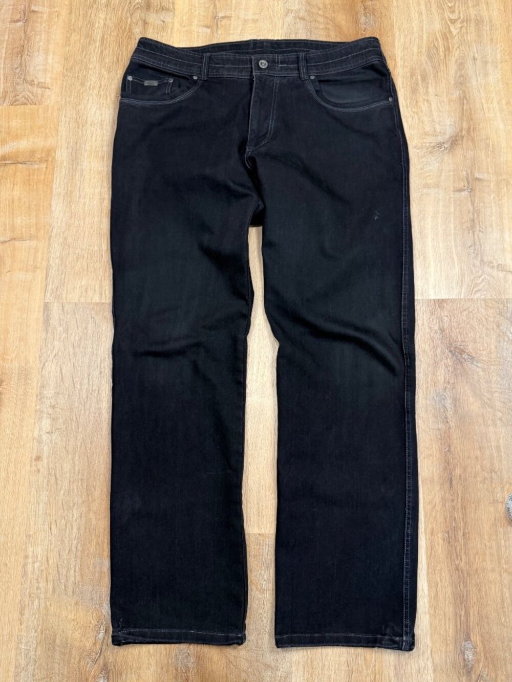 Kuhl DISRUPTR Pants Mens 36x34 Technical Black Denim 360 Stretch Performance Jea